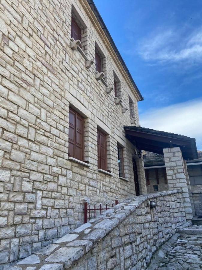 Αρχοντικό Βογιάρου Hotel คาลาริทส์ ภายนอก รูปภาพ
